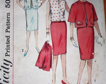 Jackie Kennedy Style Suit and Shell Pattern---Simplicity 4304---Size 12 Bust 32