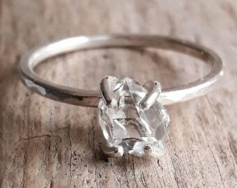 Be There Quartz Ring main image 0