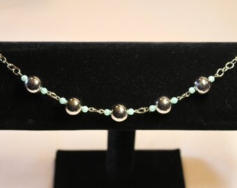 Metalic and Blue Beaded Bracelet (BS08)