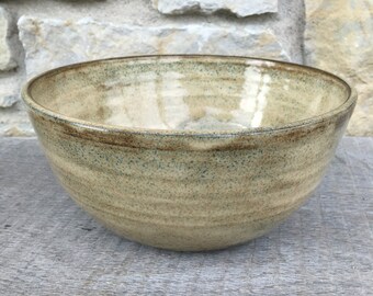 Stoneware Pottery Serving or Mixing Bowl