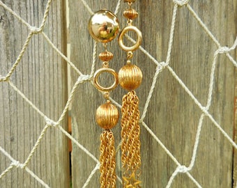 Vintage 6 Inch Long Gold Chain Stars Clip Back Shoulder Duster Earrings