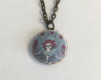 Grateful Dead Bertha Skull & Roses fabric button pendant Dead and Company