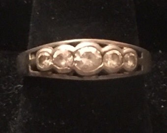 Vintage Sterling Silver Cubic Zirconia Ring
