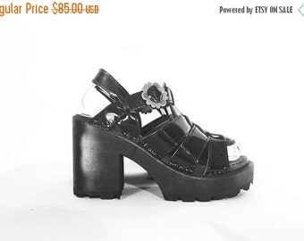 Wooden sandals | Etsy