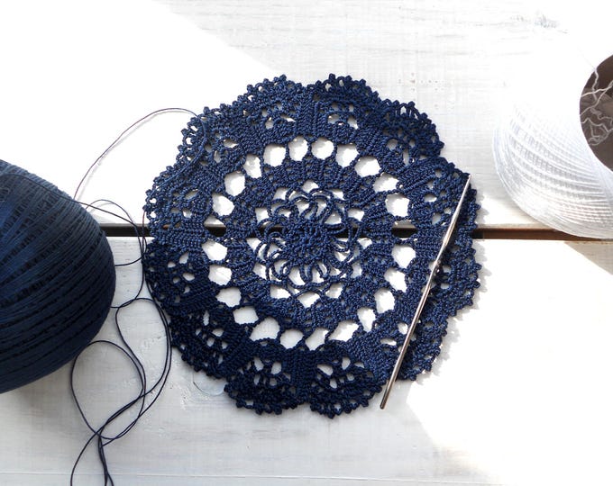 7 inch Doily, Handmade Crochet Navy Blue Doilie, Dark Blue Round Doily, Vintage Style Doily, Vintage Interior Design, Table Decor
