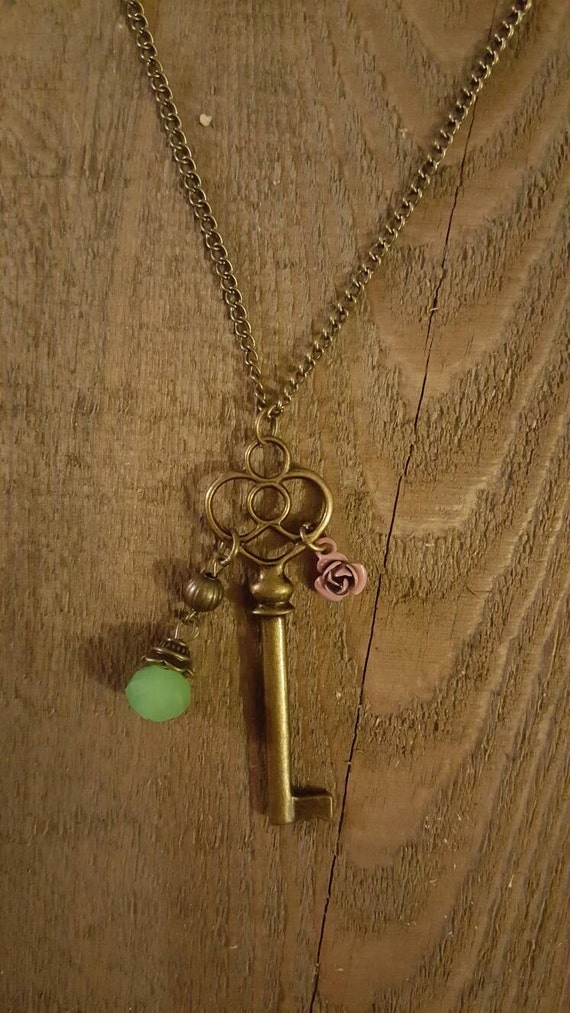 Skeleton key necklace