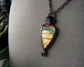 Sunset On The Horizon Labradorite Pendant