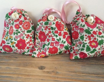 Liberty fabric drawstring lavender bag