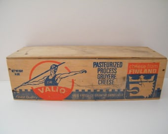 Cheese Box Lid from Finland Valio Vintage Rustic Wood Decor, Valio Finnish Co Operatives Dairy Association Helsinki Finland, Gruyere cheese