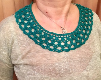 Col Claudine macrame necklace