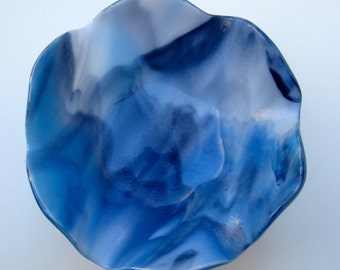 Fused glass, bowl, blue, swirl, kitchen, dining, home decor, accessories