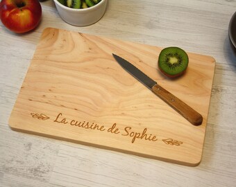 Custom cutting board, wood engraved, Personalised Chopping board, personalized kitchen home decor, Unique Gift For Her, birthday, wedding