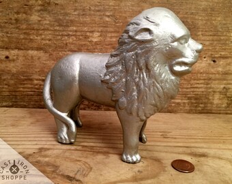 A C Williams Lion Cast Iron Bank