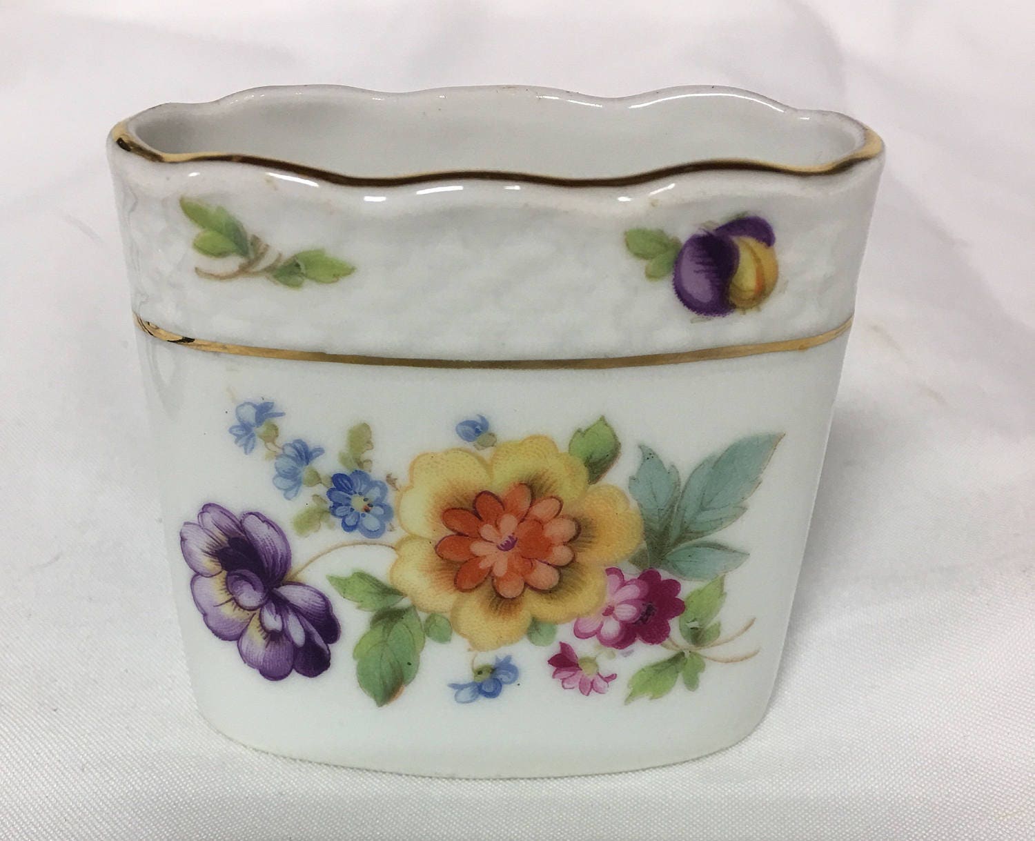 Vintage Porcelain Cigarette Holder, Made in P.V. Czechoslovakia