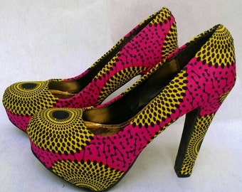 African clothing accessories, Ankara shoes and purse, African handmade clutch and shoes, wedding accessories, African wedding clothes.