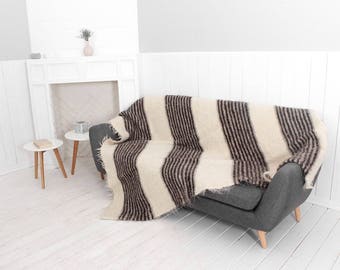 Wool blanket, striped throw, white grey, throw blanket, sofa throw, Scandinavian home decor, queen size bed blanket, hand woven throw