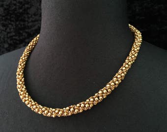 Necklace Pearly beads - propeller gold