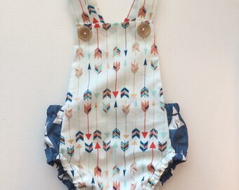 Teepee and Arrows Gender Neutral Baby Bubble Romper Bodysuit Playsuit