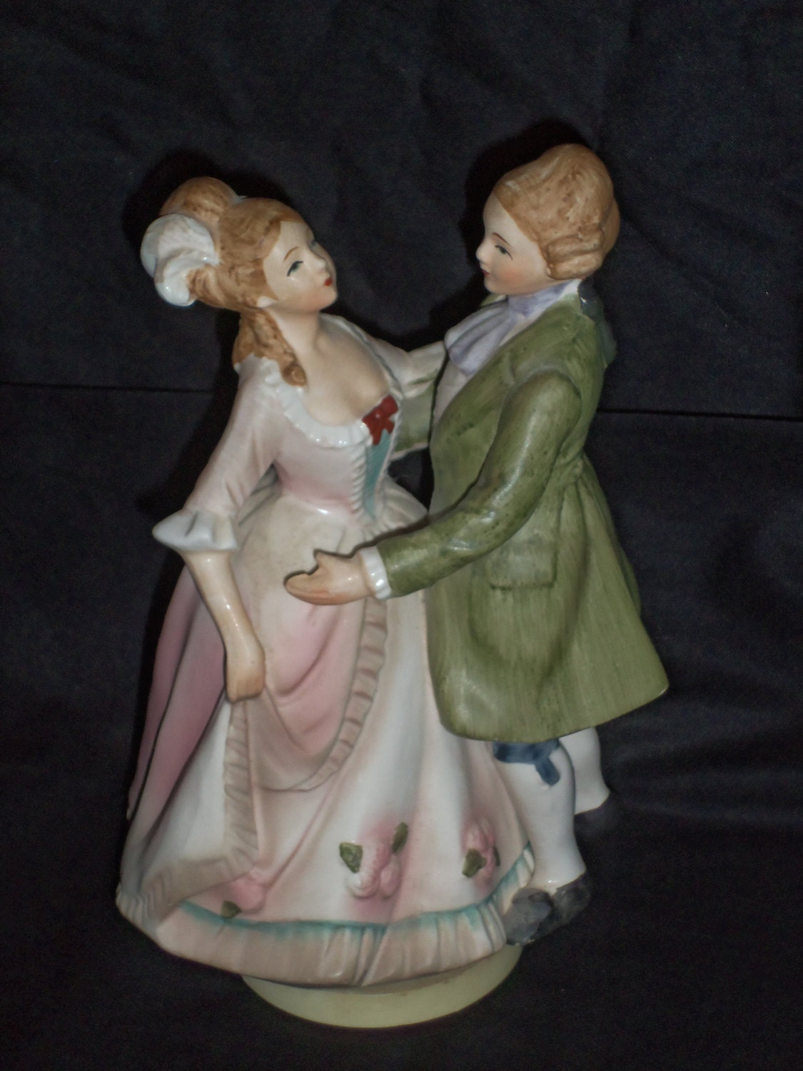 miniature couple figurine