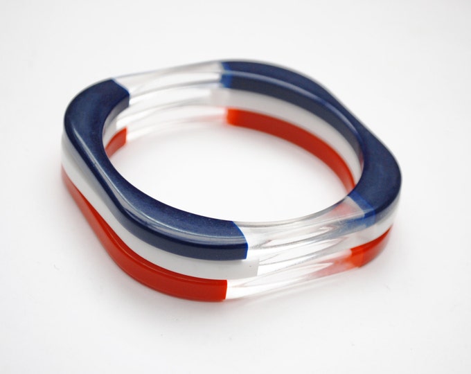 Three Lucite Bangles -Red White Blue clear - Vintage Plastic - Mod Bracelets