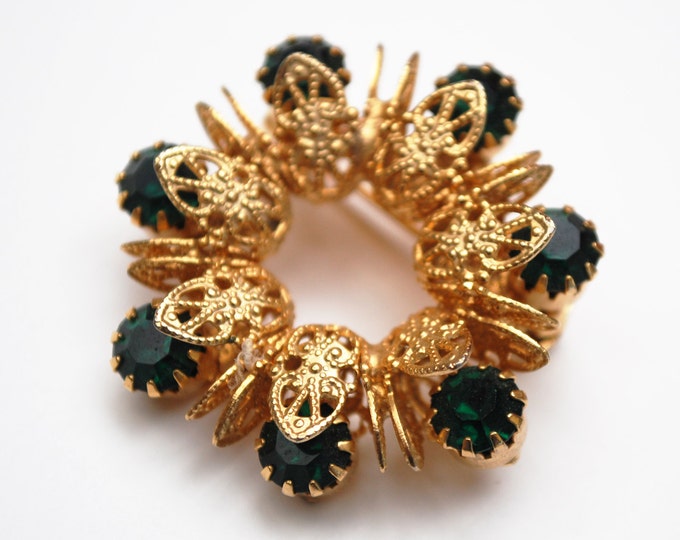 Green Rhinestone Brooch - Gold filigree - Round Wreath - Floral flower -pin