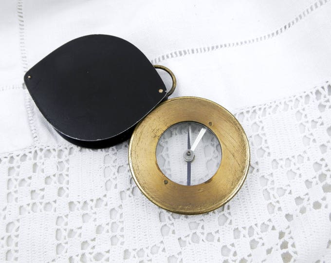 Vintage Working Pocket Compass, with Hanging Loop and Sliding Cover, Map Reading, Orienteering, Scouts, Camping, Retro, Home, Cadets Vintage Working Pocket Compass, with Hanging Loop and Sliding Cover, Map Reading, Orienteering, Scouts, Camping, Retro, Home, Cadets