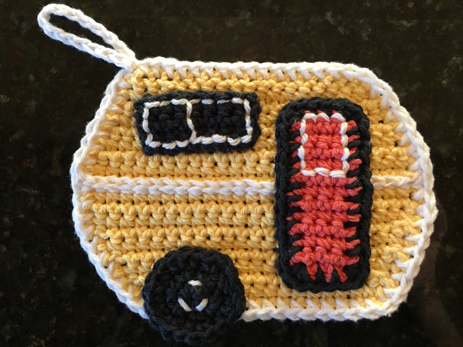 PATTERN Crochet Camper Applique Hot Pad Tutorial from babywagz on Etsy