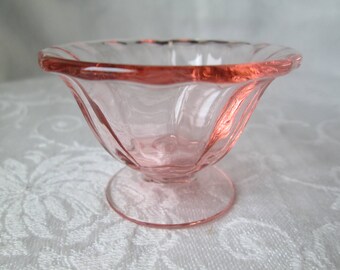 Vintage Pink Depresssion Glass Nut Dishes, Footed Open Salt Dips, Set of 16