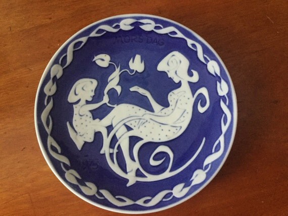 Mors Dag 1973 MOTHERS DAY Plate Royal Copenhagen Denmark