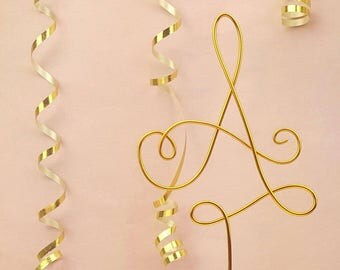 Initial cake topper - Wedding cake topper - Last name cake topper - Wedding decor - Cake topper - Wire cake topper - Custom cake topper