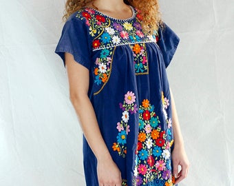 Vintage 70's Mexican Hand Embroidered Festival Dress / Oaxacan Hand Made Mexican Dress / 70s Ethnic Dress /Boho Hippie Dress Sz Small