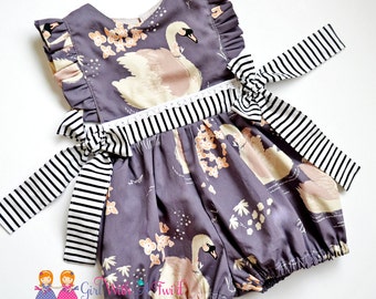 Baby Girl Romper, Swan Outfit, Bubble Romper, Toddler Girls Romper, Swan Romper, Vintage Playsuit, Baby Shower Gift, Toddler Boutique