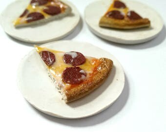 3 pcs. 1:6 scale pizza, Barbie food, realistic dollhouse miniature, Fashion Doll Playscale bjd props