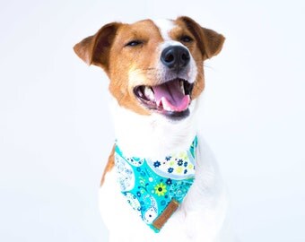 Girl Dog Bandana Collar Paisley Floral Dog Bandana Summer Pattern Dog Bandana Cute Female Dog Collar Bandana Wedding Dog Collar Dog Scarf