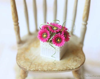 Dollhouse miniature fuschia gerbera daisies in 1/12 scale