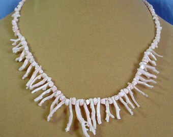 Vintage 16-1/2" Coral Necklace from Hawaii - VN037