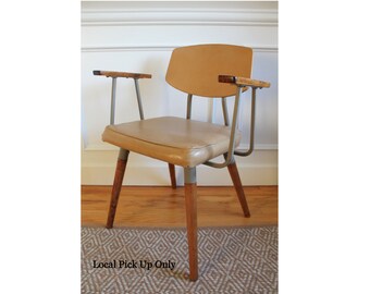 Vintage Industrial HILL-ROM Mid Century Modern Chair Armchair