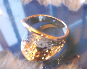 Sterling Silver Ring.... size 8 only