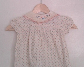 Vintage 1950's Baby Girls' Loomcraft Cream Pink Blue Tiny Floral Print Cotton Dress Embroidered Collar Sz 24 Mo