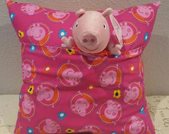 Peppa Pig Pocket Pillow with Peppa plushie