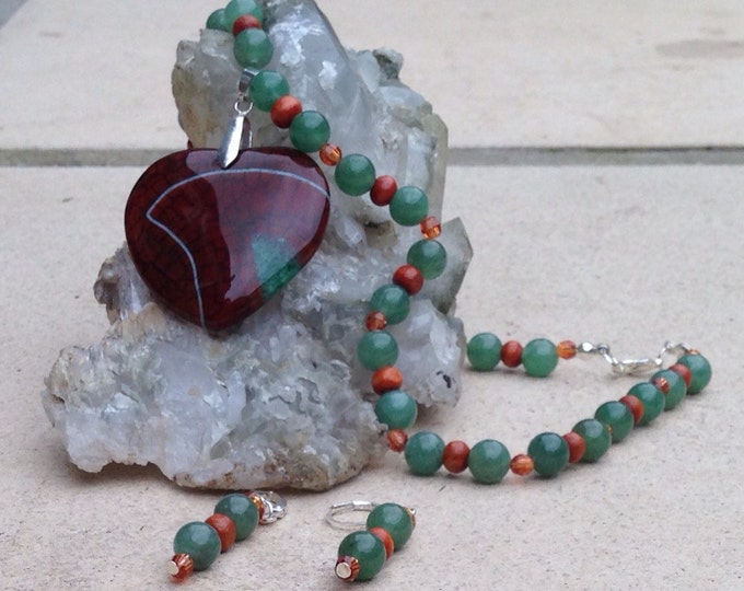 Jasper pendant on an orange and green beaded necklace, beaded agate necklace with jasper pendant, orange ans brown jasper, green agate beads