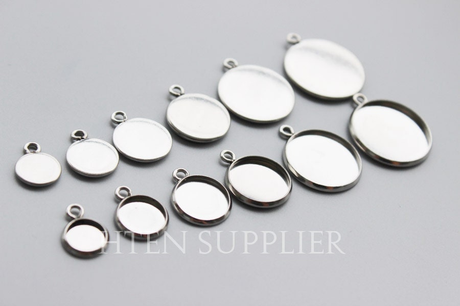 stainless steel round pendant
