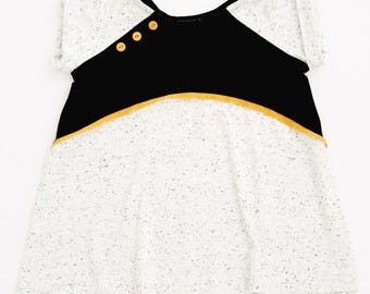 PIQUE-NIQUE - oversize tunic with shorts sleeves - black and textured white