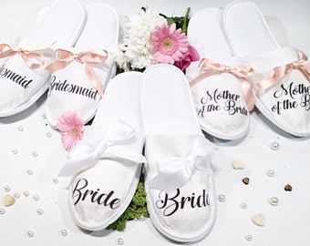 Personalised wedding slippers, Bridesmaid slippers, Bride slippers, wedding slippers. ***Discount for multi orders , message us to enquire *
