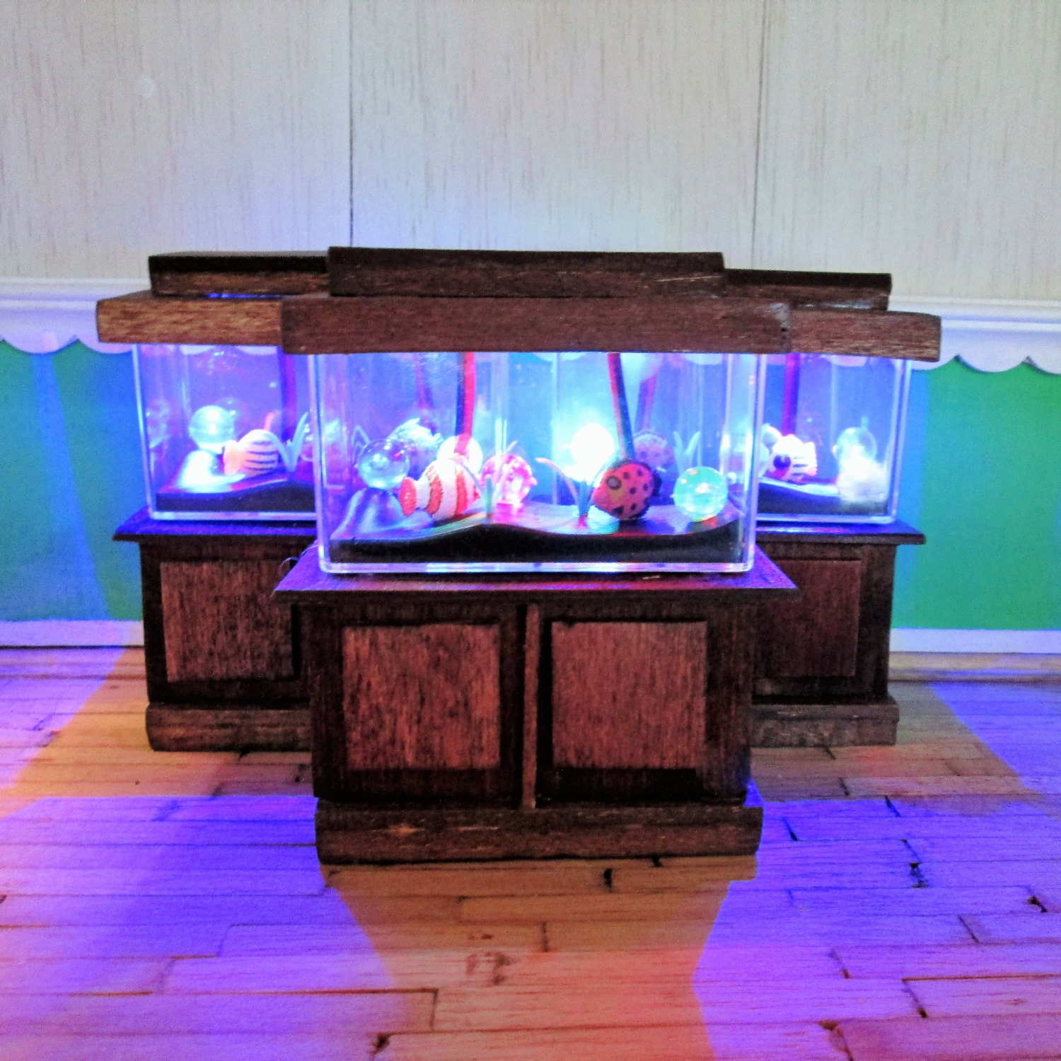 toy aquarium for cats