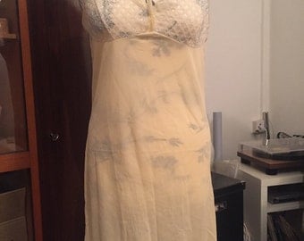 Vintage Nightgown apricot negligee with lace