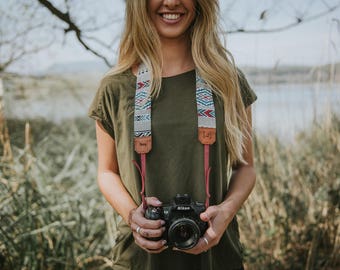 ETHNIQUE MULTICOLORE strap camera