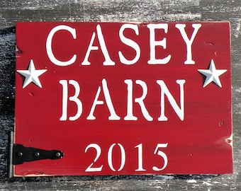 Personalized Family Name Barn Sign, Rustic Barn Red Name and Date Painting, Custom Distressed Barn Sign, Your Name on Rustic Wood Plaque