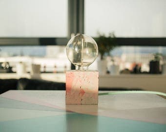 Lampe à poser // Lampe de bureau // Lampe d'appoint // rose