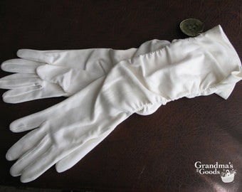 Glamorous Vintage Elbow Length Gloves